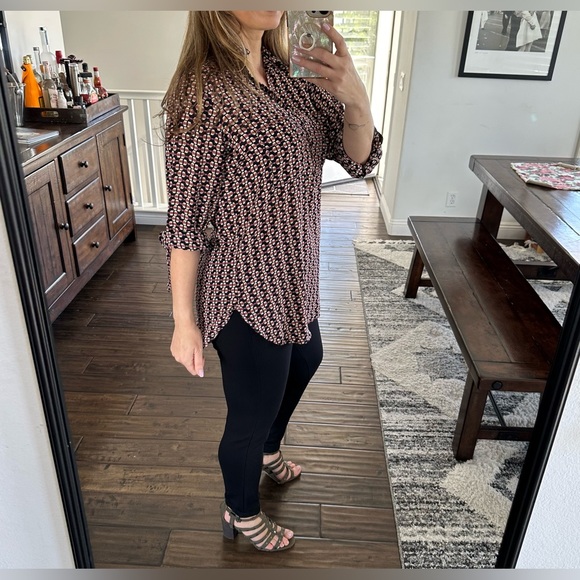 Pleione Classic Lightweight Flowy Size Medium - Picture 2 of 16